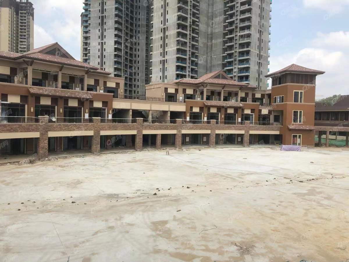 碧桂園潤楊溪谷，群峰花園，溪谷曼象廣場(chǎng)-均價(jià)25000元/平